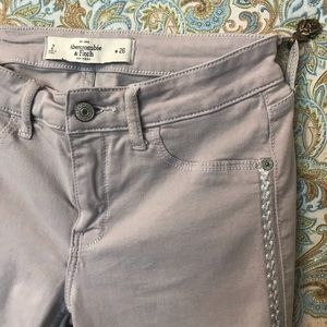 A&F Gray Skinny Jeans with Silver Threading